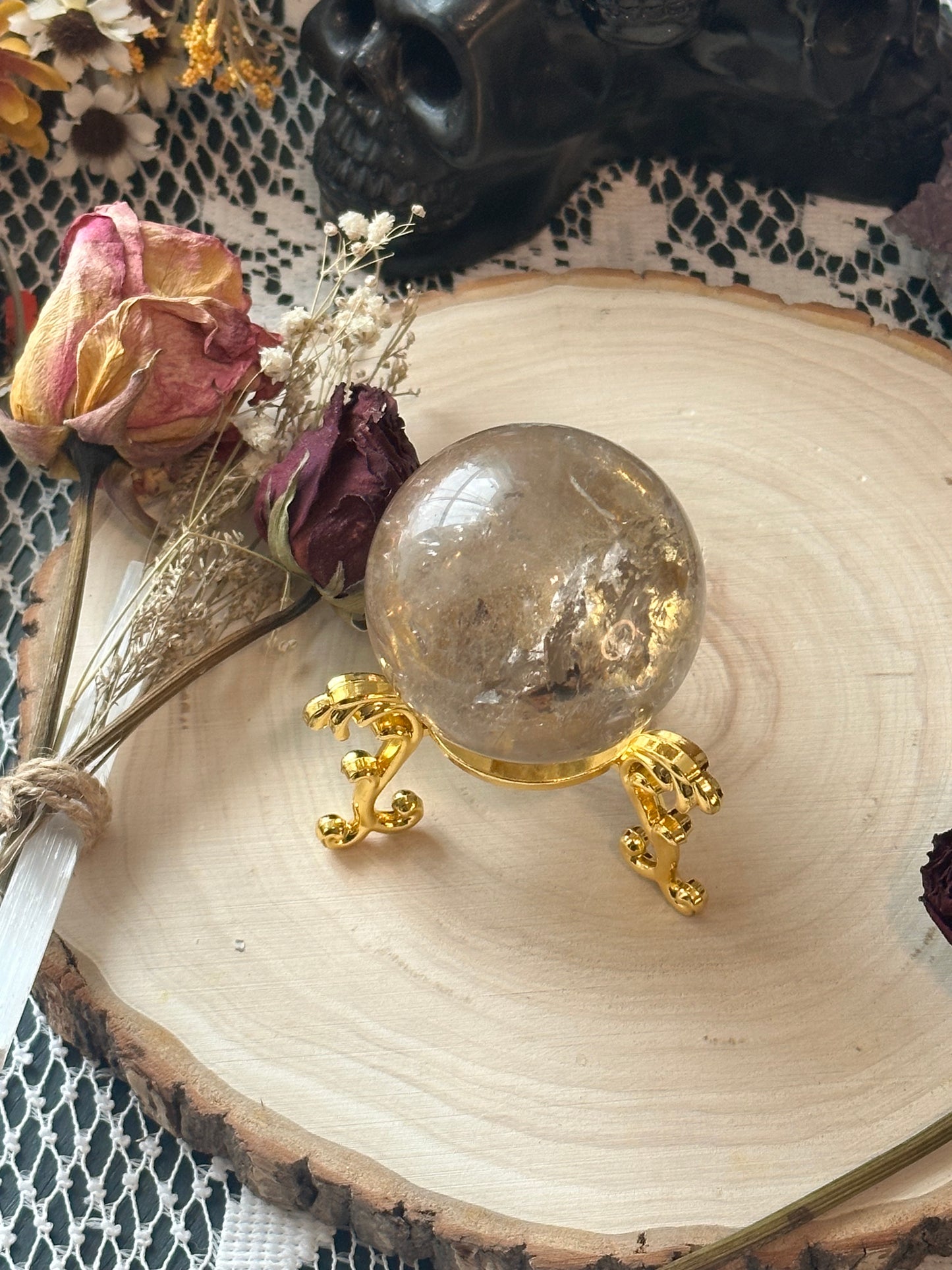 Garden quartz sphere