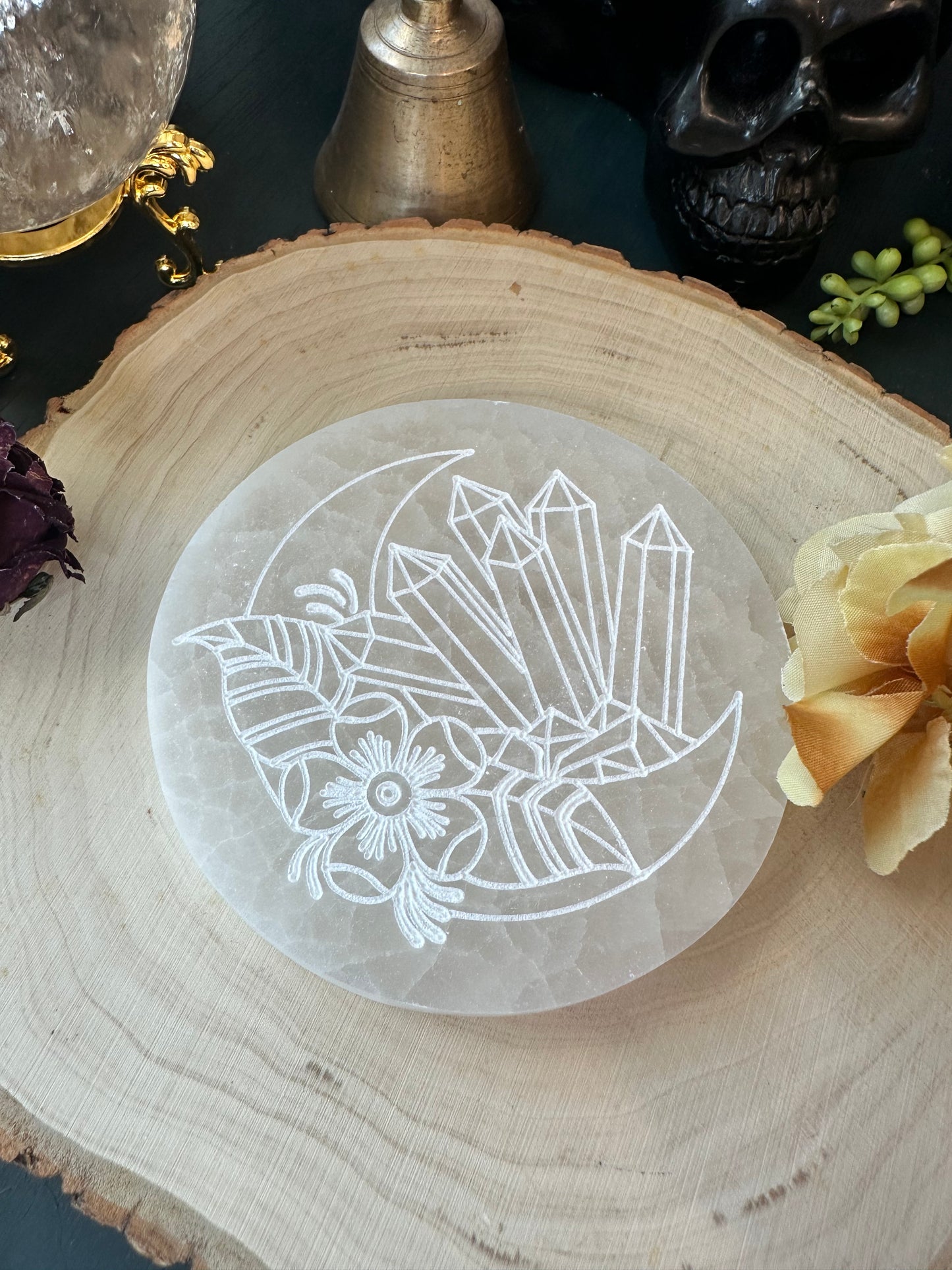 Crystal moon selenite charging plate