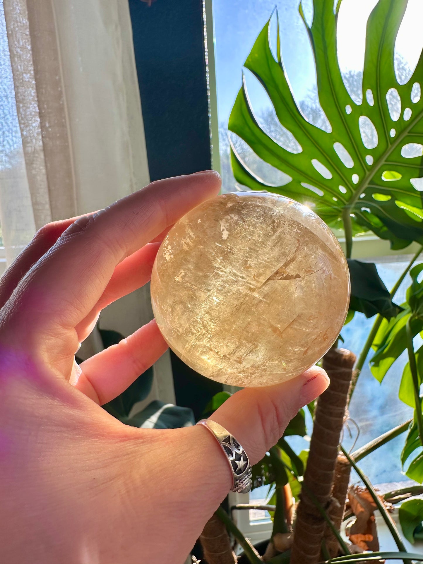 Honey calcite sphere