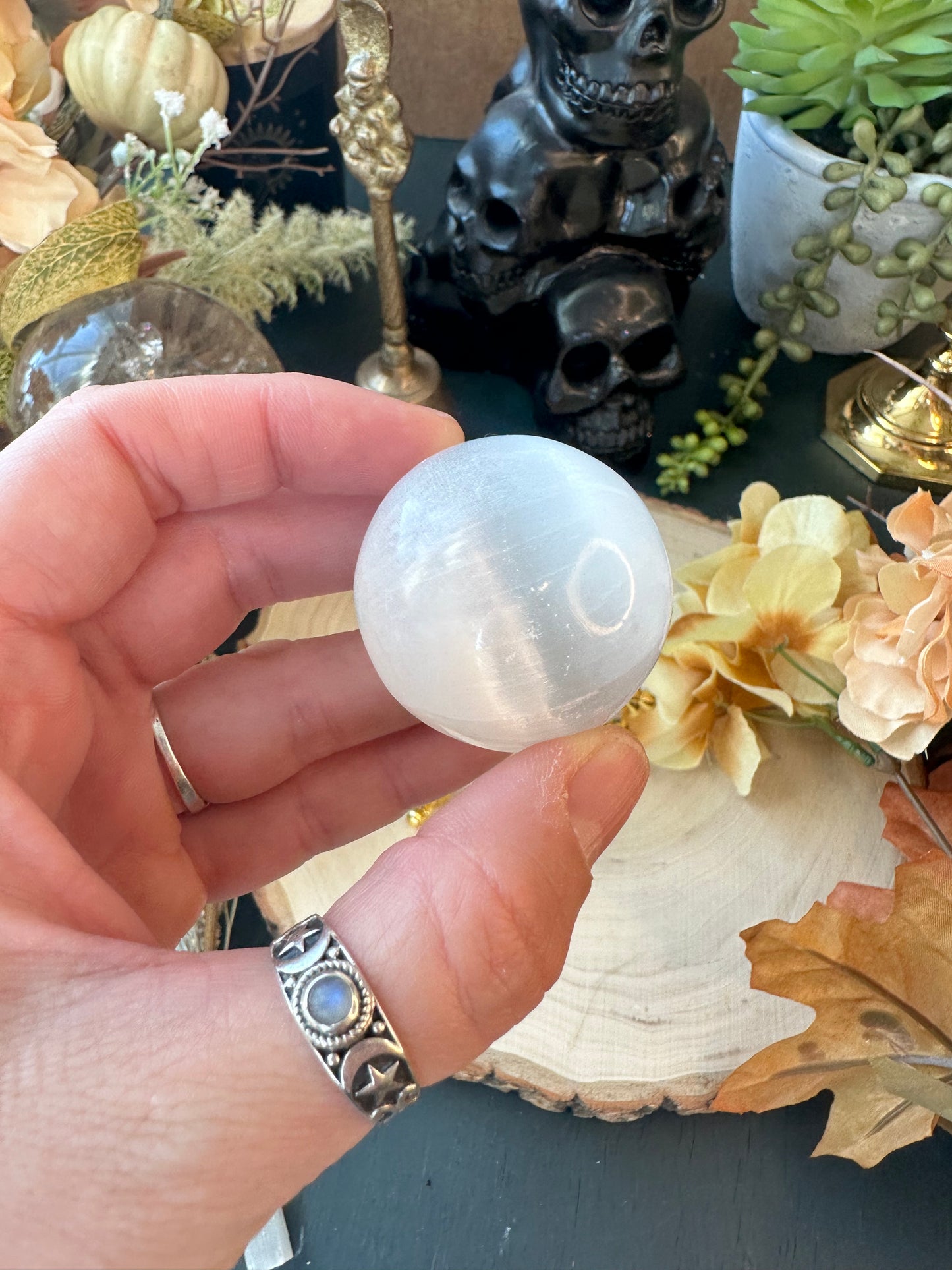 Selenite sphere small size