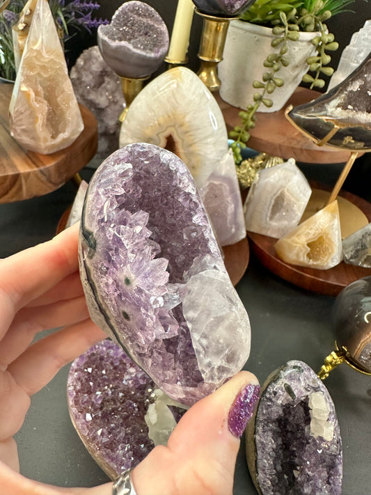Amethyst with calcite Freeform