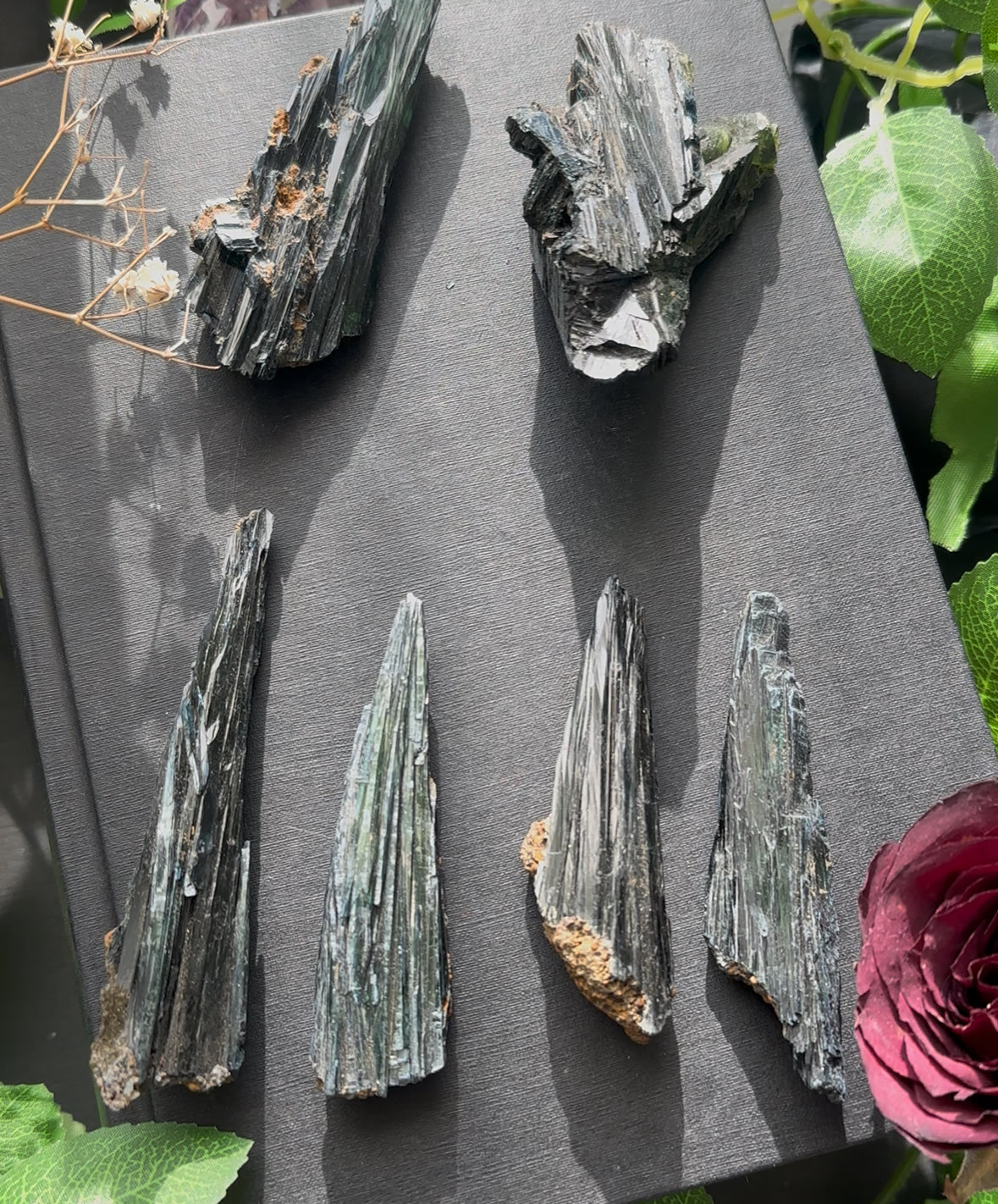 Vivianite cluster c