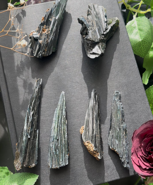 Vivianite cluster c