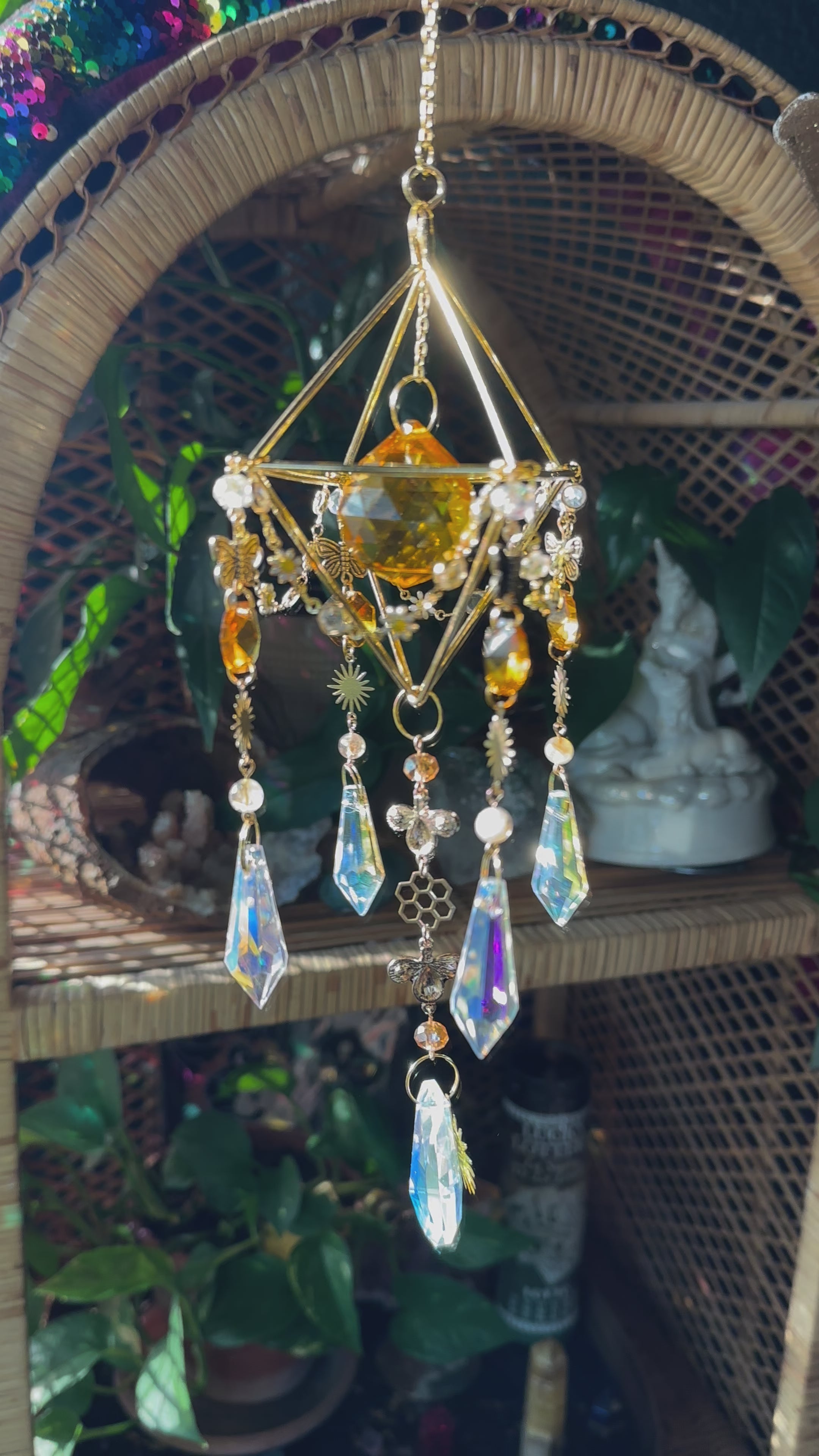 Store Honey Drip Mini Wreath Suncatcher